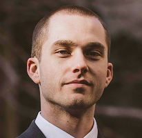 Thomas Whitfield, spécialiste en analyse des marchés de la cryptomonnaie et expert en trading